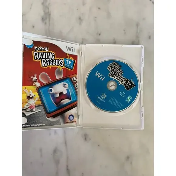 Rayman Raving Rabbids on Nintendo Wii - Picture 2 of 3